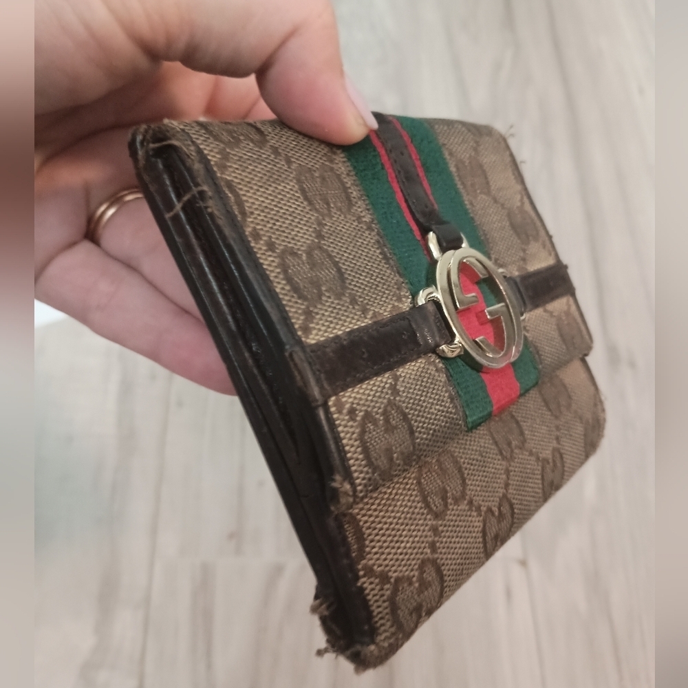 AUTHENTIC GUCCI INTERLOCKING G MONOGRAM LOGO SHER… - image 5
